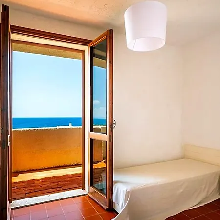 Ξενοδοχείο Baia Santa Reparata 3*