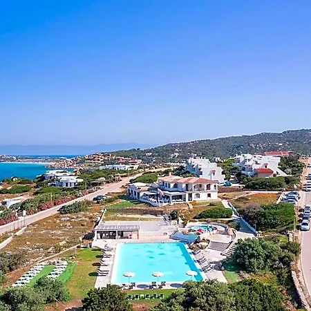 Baia Santa Reparata Hotel 3*