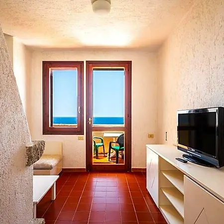 Baia Santa Reparata Hotel 3*
